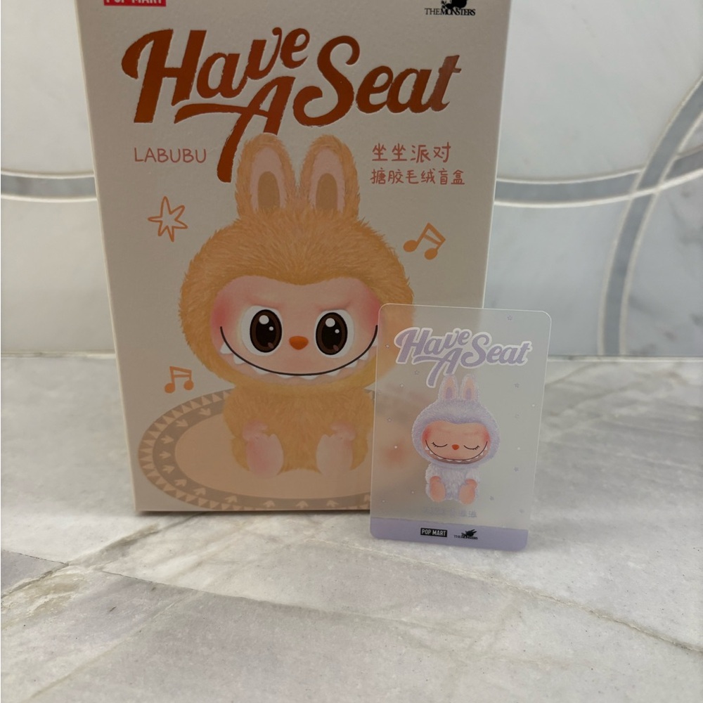 Pop Mart Labubu Have A Seat ZIZI New in Box
